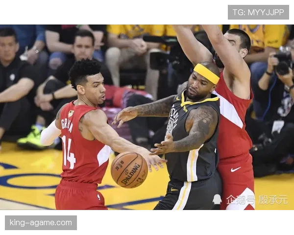 华莱士单打得分爆发拉开差距，替补表现显著提升球队攻防转换效率