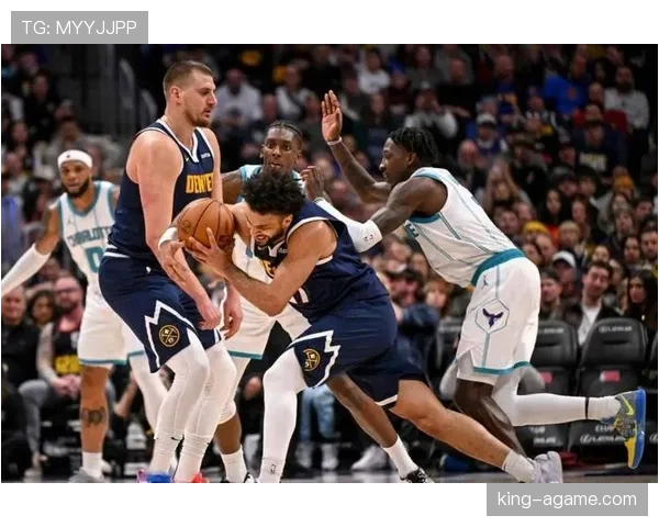 季后赛单打约基奇，扬尼斯篮下效率更胜一筹